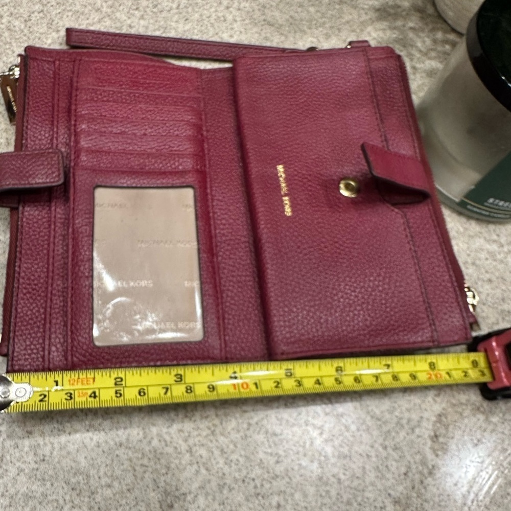 Michael Kors Adele Leather Smartphone Wallet - Picture 5 of 11